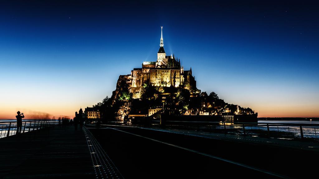 L'Oree Du Mont Proche Du Mont Saint Michel Pontorson Exteriör bild